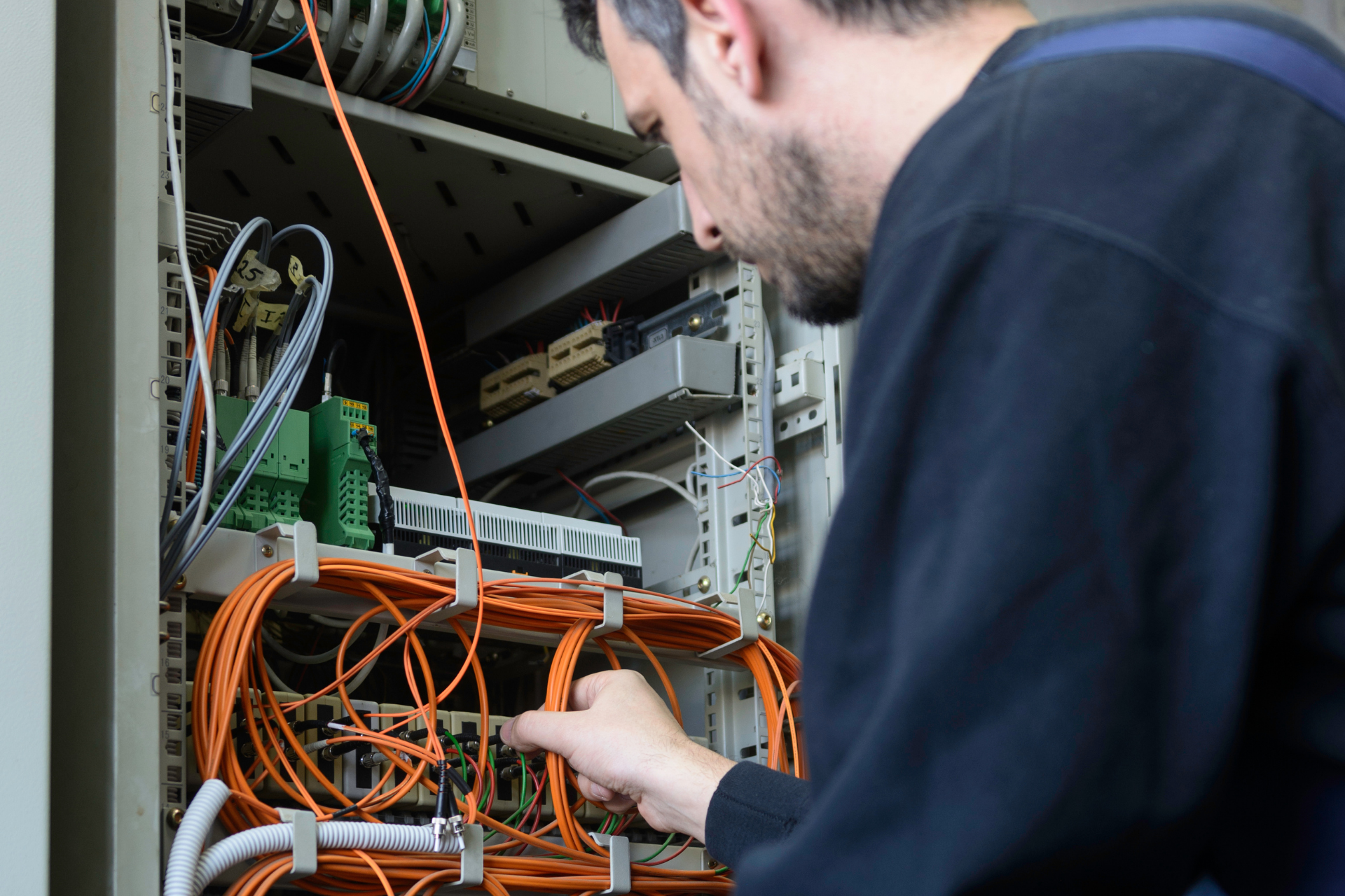 technicien-telecom-raccordement-fibre-haute-garonne